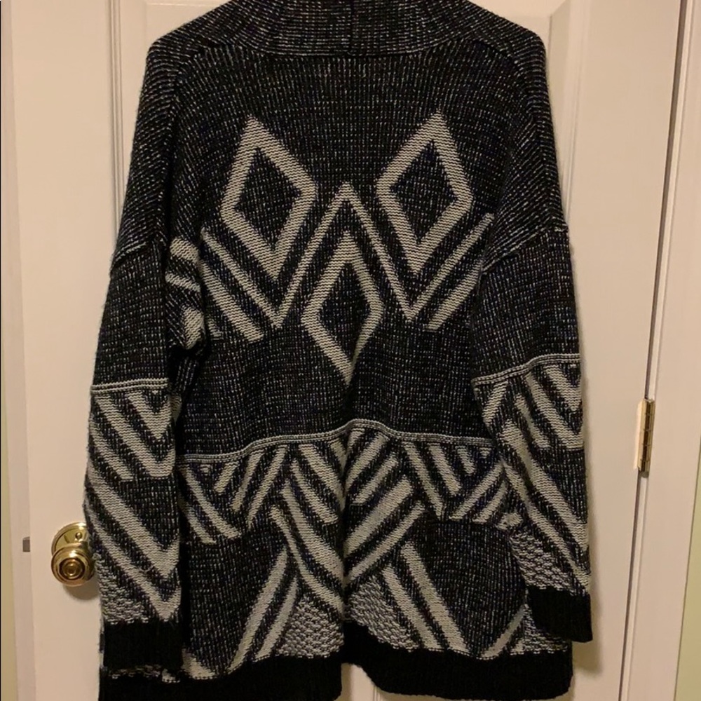 Cardigan sweater - Picture 3 of 3
